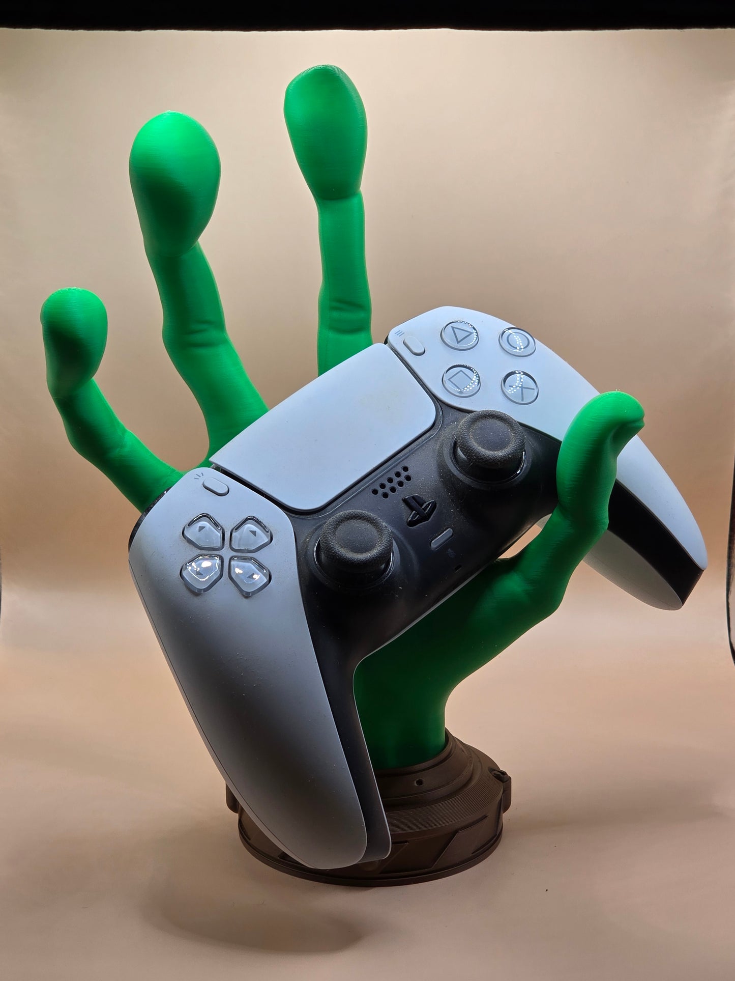 Alien 4 Finger Controller Holder